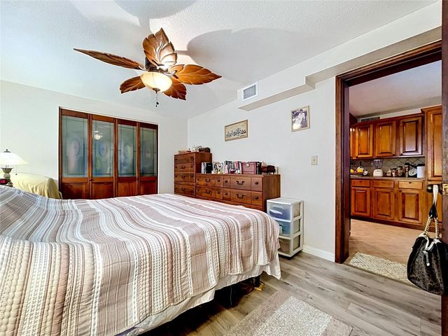 9420 56TH STREET N, Pinellas Park, FL 33782