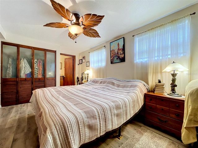 9420 56TH STREET N, Pinellas Park, FL 33782
