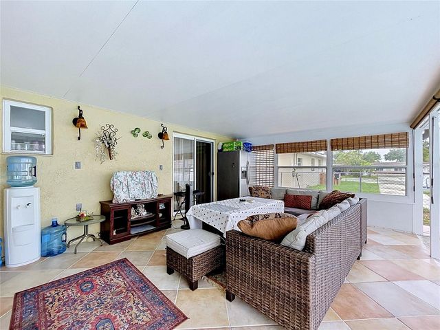 9420 56TH STREET N, Pinellas Park, FL 33782