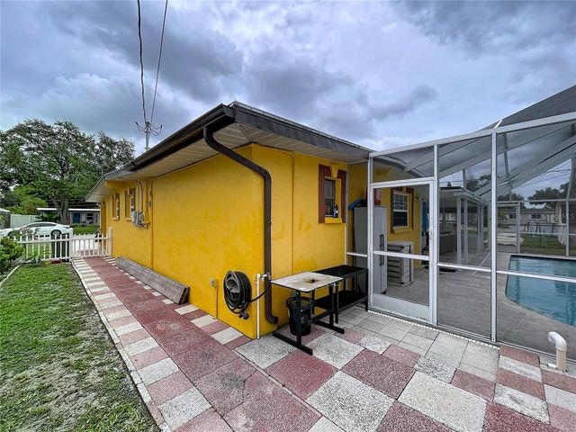 9420 56TH STREET N, Pinellas Park, FL 33782