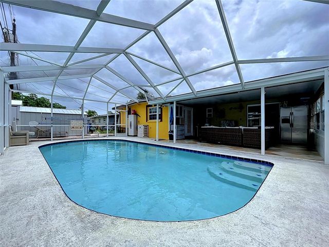 9420 56TH STREET N, Pinellas Park, FL 33782