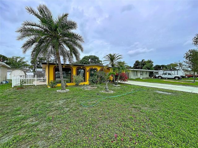 9420 56TH STREET N, Pinellas Park, FL 33782