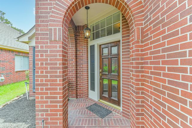 7718 Trophy Place Drive, Humble, TX 77346