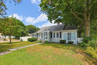 812 East St, Dedham, MA 02026