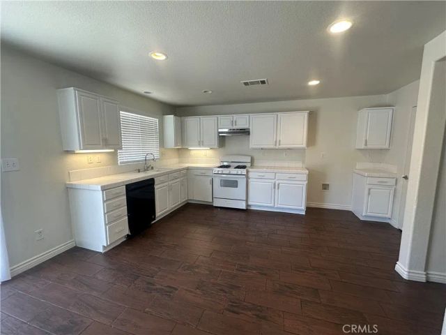 14073 Mare Lane, Victorville, CA 92394