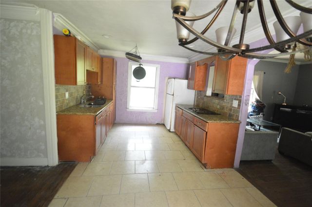 25523 Cambridge Boulevard, New Caney, TX 77357