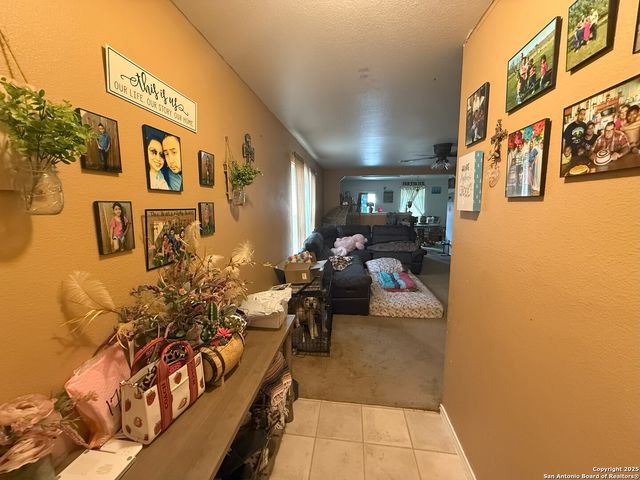 145 S Willow Way, Cibolo, TX 78108