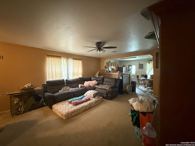 145 S Willow Way, Cibolo, TX 78108