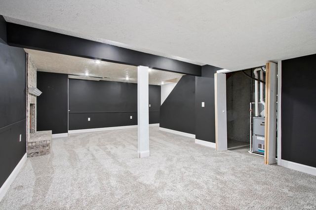 51414 Righter Lane, South Bend, IN 46628