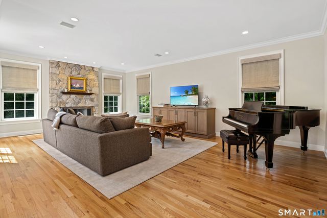 53 Clinton Avenue, Westport, CT 06880