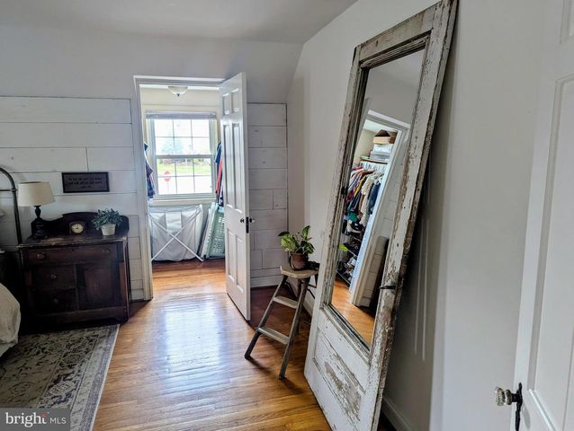 3 LOCUST LN, Womelsdorf, PA 19567