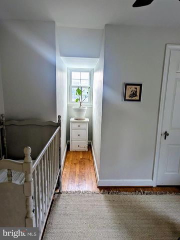 3 LOCUST LN, Womelsdorf, PA 19567