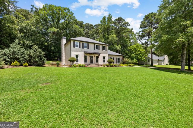 6 Canongate Trace, Sharpsburg, GA 30277