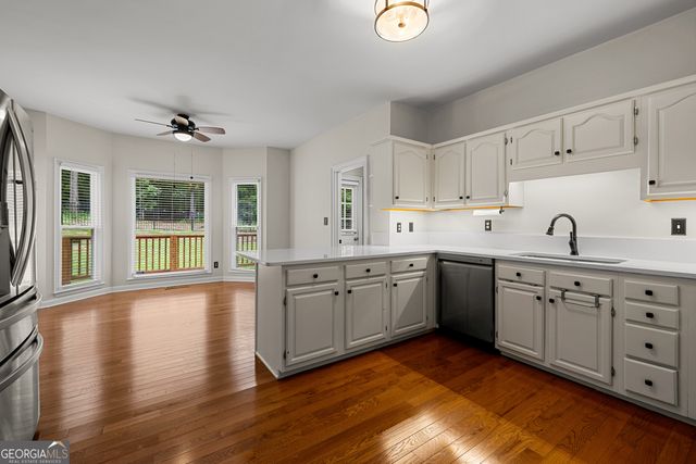 6 Canongate Trace, Sharpsburg, GA 30277