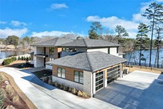799 East Lake Drive, Gainesville, GA 30506