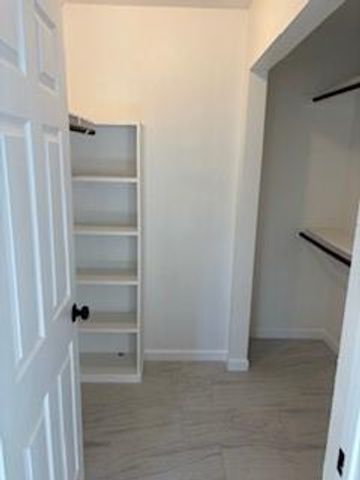 423 Baywood Street, Shoreacres, TX 77571