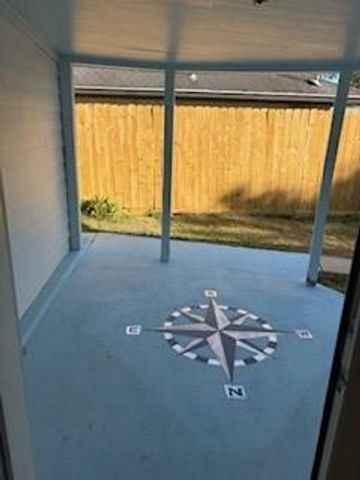 423 Baywood Street, Shoreacres, TX 77571