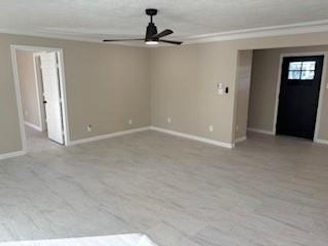 423 Baywood Street, Shoreacres, TX 77571