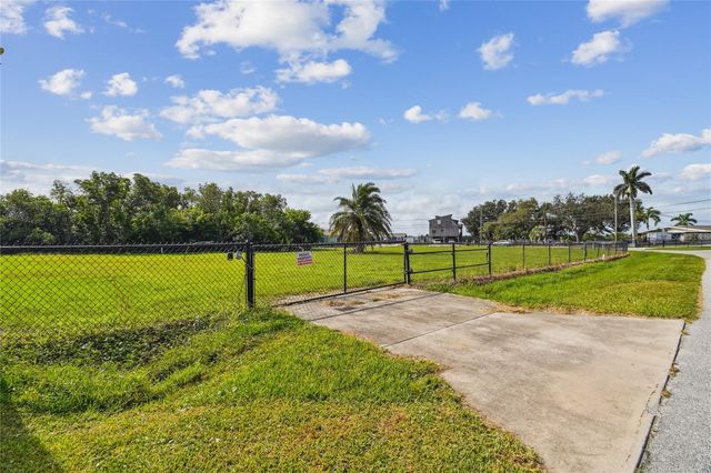 W SHELL POINT ROAD, Ruskin, FL 33570