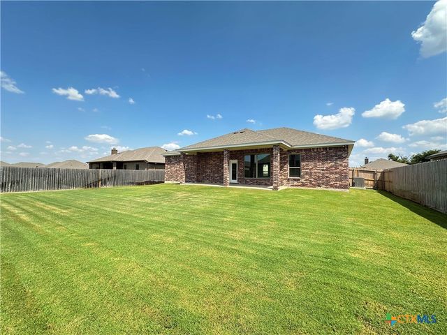 402 Juniper Drive, Troy, TX 76579