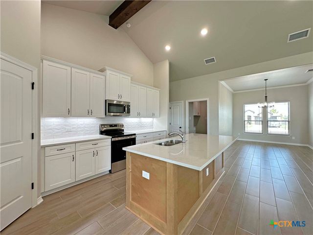 402 Juniper Drive, Troy, TX 76579