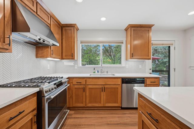 6169 Sweeney Rd, Somerset, CA 95684