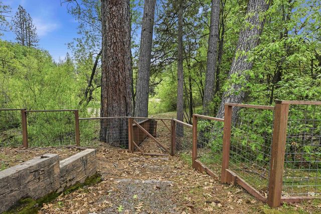 6169 Sweeney Rd, Somerset, CA 95684