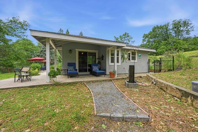 6169 Sweeney Rd, Somerset, CA 95684