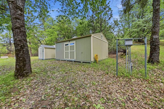 6169 Sweeney Rd, Somerset, CA 95684