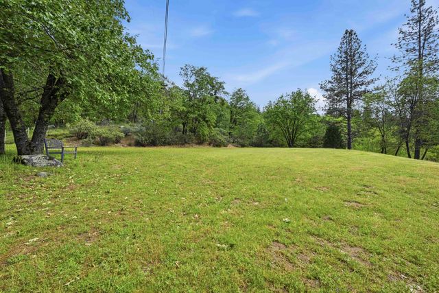 6169 Sweeney Rd, Somerset, CA 95684