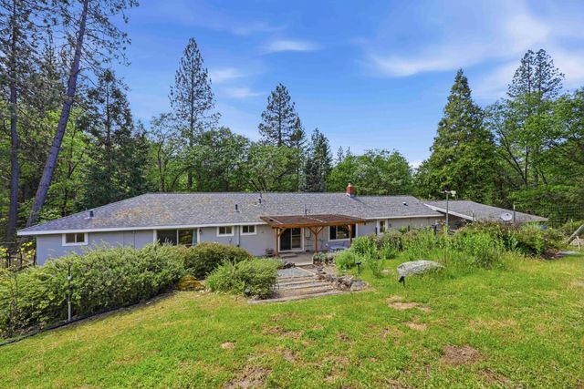 6169 Sweeney Rd, Somerset, CA 95684