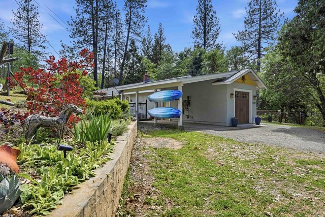 6169 Sweeney Rd, Somerset, CA 95684