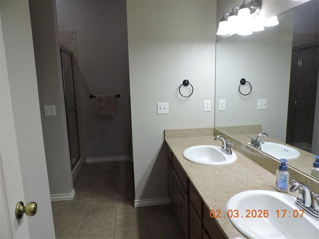 8108 SW Cherokee Ave, Lawton, OK 73505