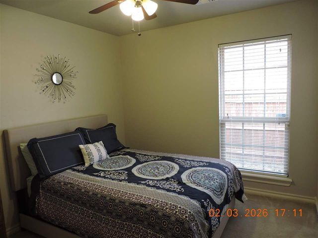 8108 SW Cherokee Ave, Lawton, OK 73505