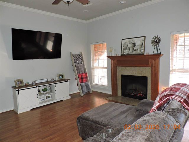 8108 SW Cherokee Ave, Lawton, OK 73505