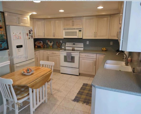 1600 S Ocean Dr 6K, Hollywood, FL 33019