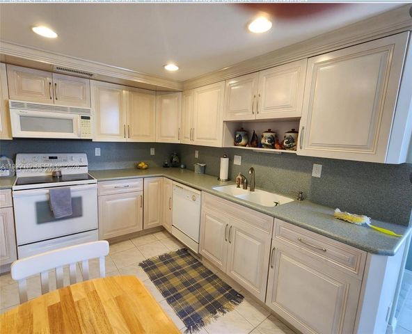 1600 S Ocean Dr 6K, Hollywood, FL 33019