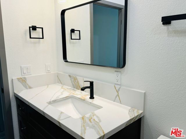 27 Via Valverde, Cathedral City, CA 92234