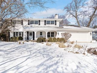 23W070 Mulberry Lane, Glen Ellyn, IL 60137
