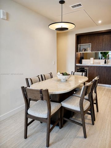 1611 SW 2nd Ave 817, Miami, FL 33129