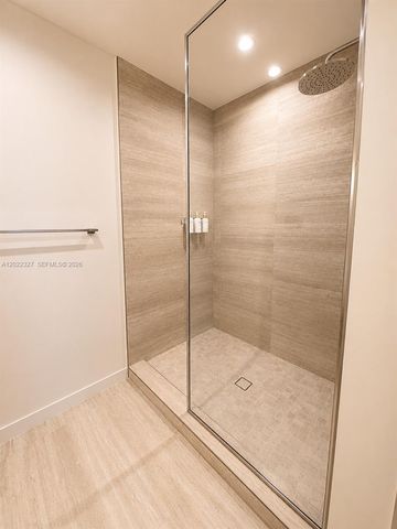 1611 SW 2nd Ave 817, Miami, FL 33129