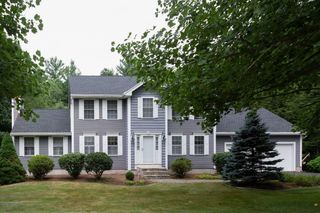 27 Sarah Drive, Merrimack, NH 03054