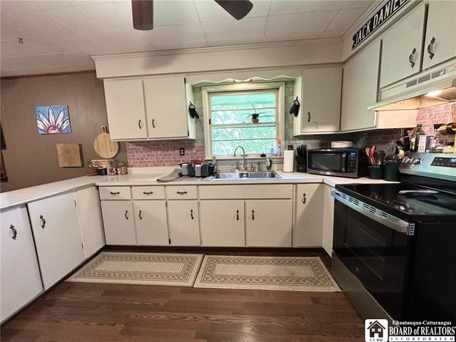 8515 Route 60, Pomfret, NY 14718