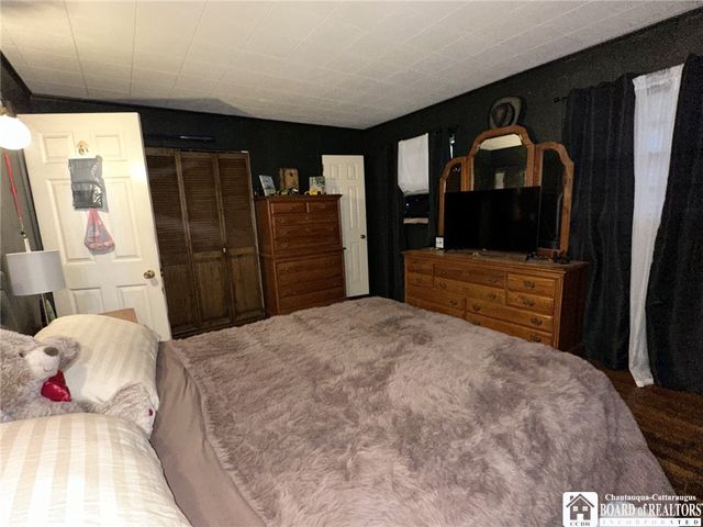 8515 Route 60, Pomfret, NY 14718