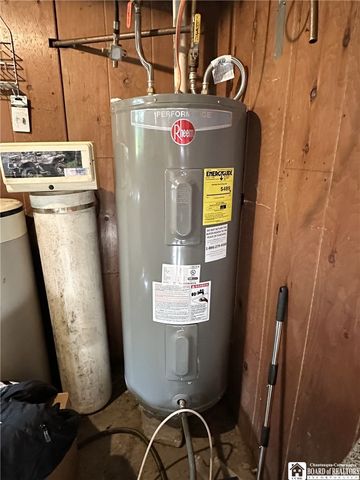 8515 Route 60, Pomfret, NY 14718