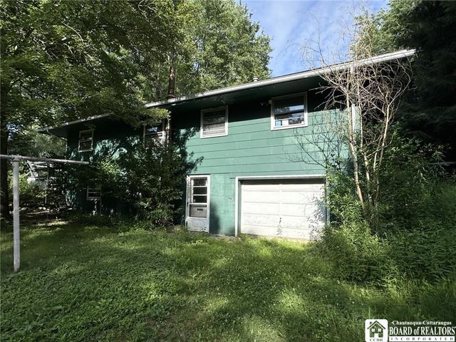 8515 Route 60, Pomfret, NY 14718