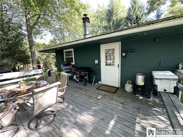 8515 Route 60, Pomfret, NY 14718