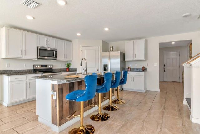 1103 SWAYING SAWGRASS AVENUE, Ruskin, FL 33570