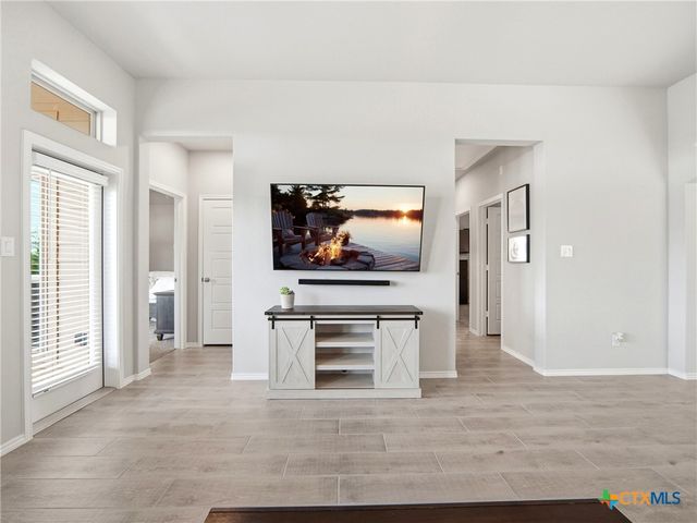 2122 Elysian Trail, San Antonio, TX 78253