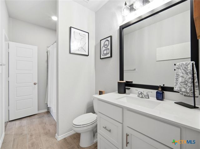 2122 Elysian Trail, San Antonio, TX 78253